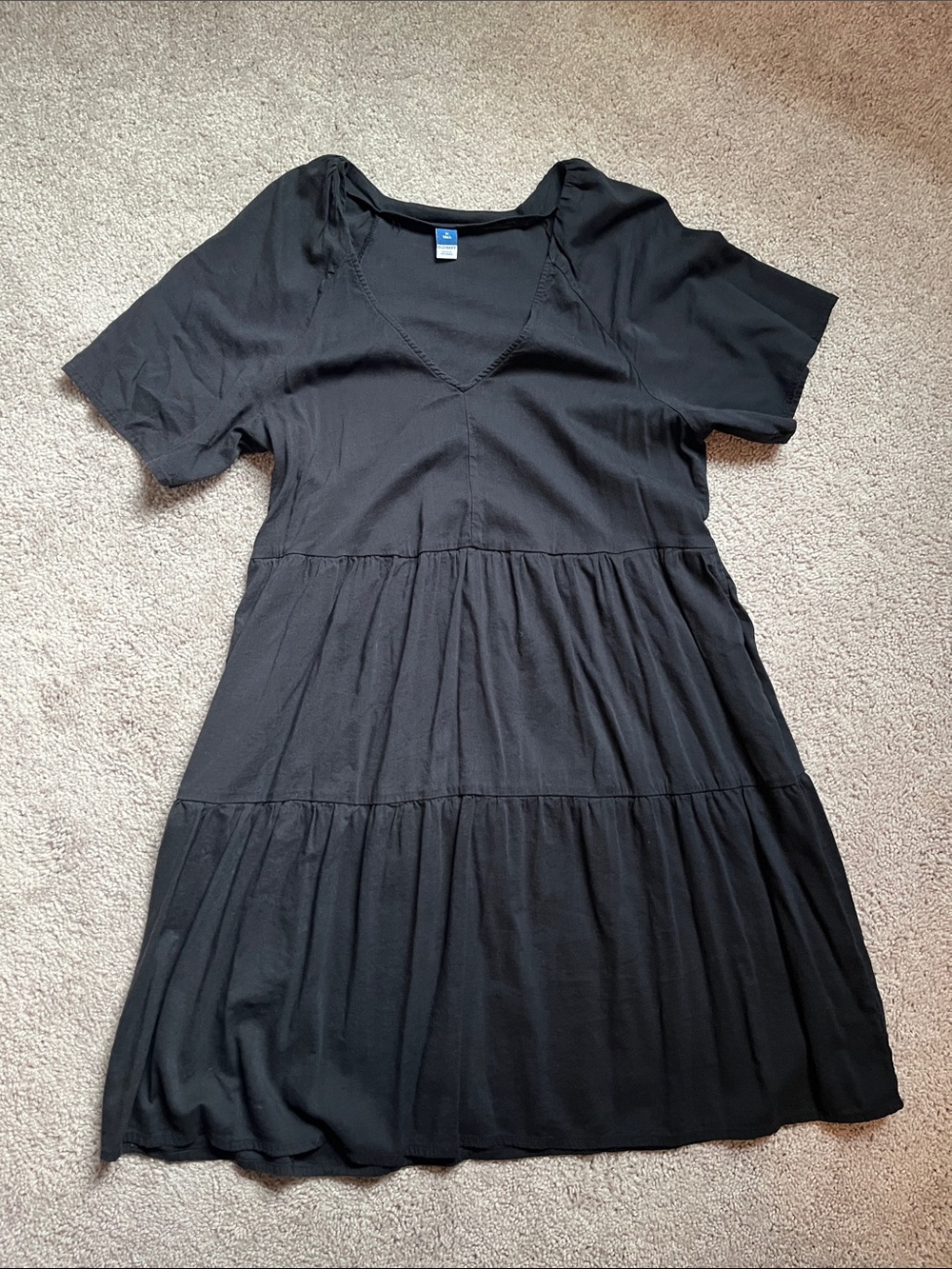 Old Navy Black V-Neck Tiered Midi Dress